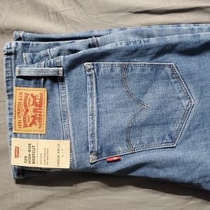 Levi's 725 High-Rise Bootcut Hypersoft Jeans